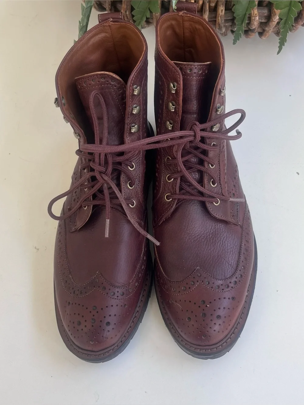 Allen Edmonds 10,5 3E LONG BRANCH Brown Leather Wingtip Ankle Dress Boots $400